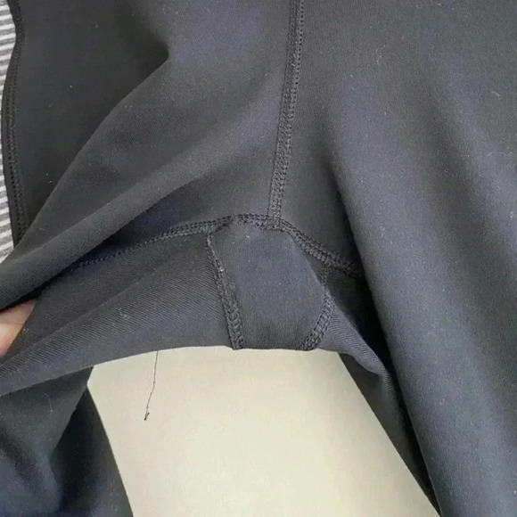 90 Degree by Reflex Black & White Striped Cropped Leggings with Neon Orange Band - Picture 5 of 13